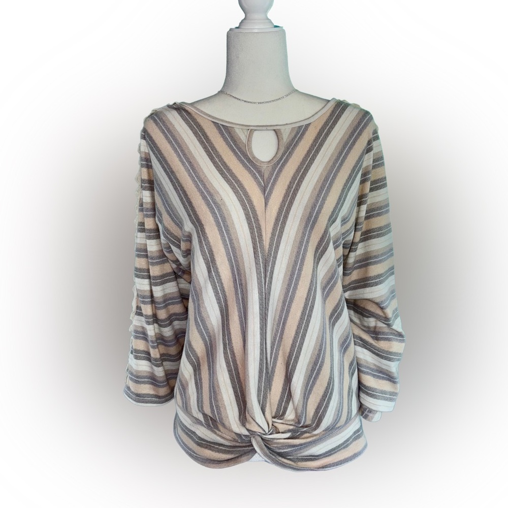 Cato C. Est. 1946 Keyhole Lace Sleeve Striped Twist Front Top Plus Size 22/24W